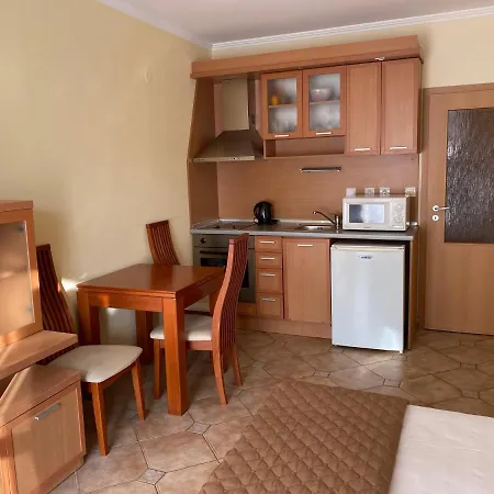 Central Plaza Appartement *